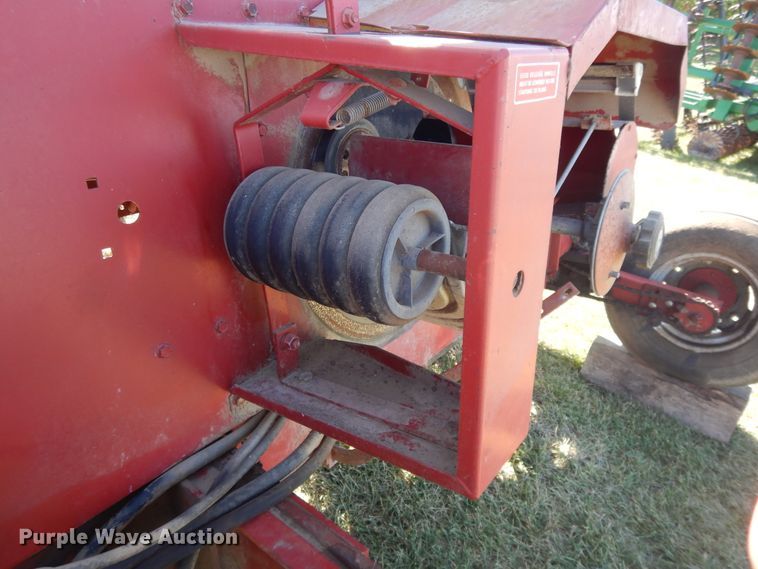 image for item DH0155 1992 Case IH 900 Cyclo Air planter