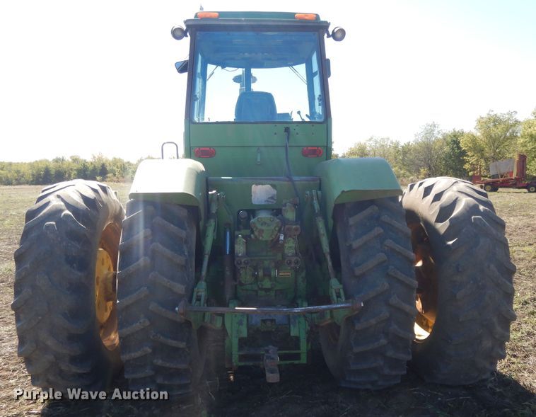 image for item DH0156 1977 John Deere 8630  4WD tractor
