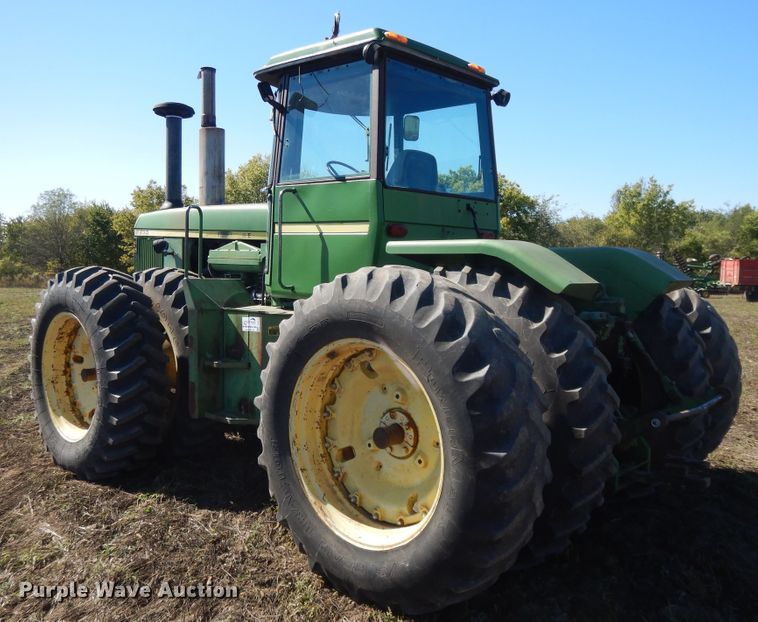 image for item DH0156 1977 John Deere 8630  4WD tractor