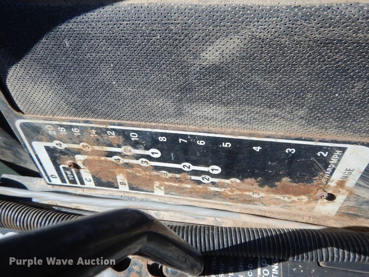 image for item DH0156 1977 John Deere 8630  4WD tractor