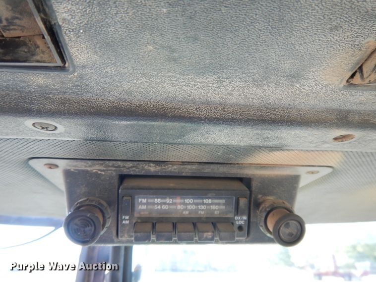 image for item DH0156 1977 John Deere 8630  4WD tractor