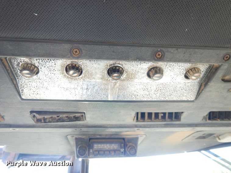 image for item DH0156 1977 John Deere 8630  4WD tractor