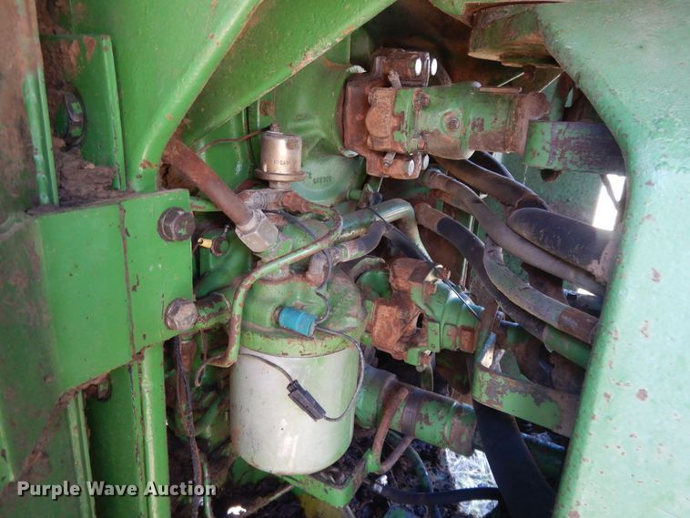 image for item DH0156 1977 John Deere 8630  4WD tractor