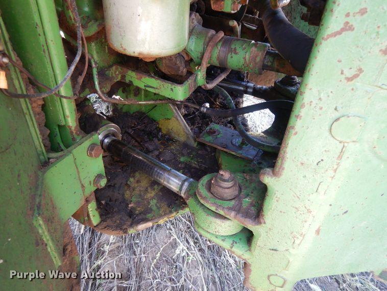 image for item DH0156 1977 John Deere 8630  4WD tractor