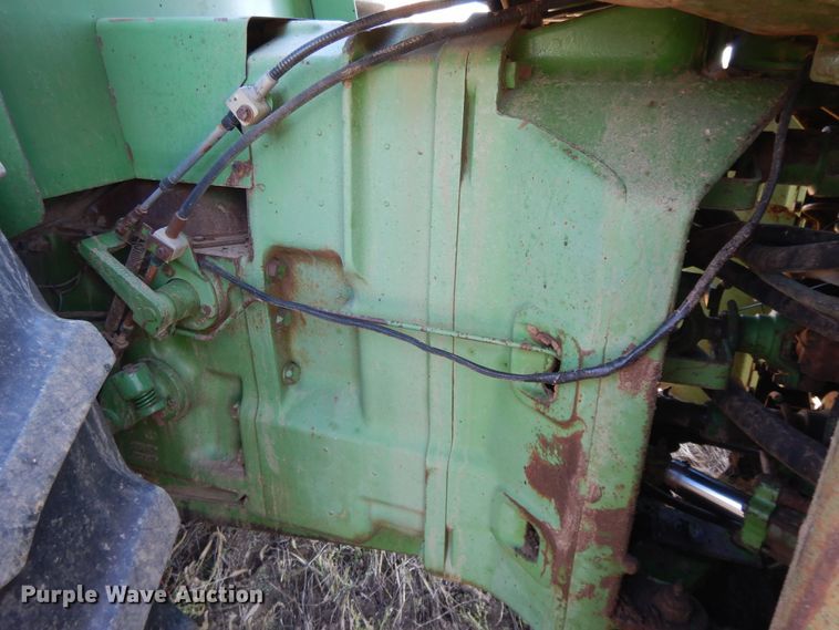 image for item DH0156 1977 John Deere 8630  4WD tractor