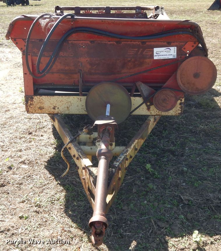 image for item DH0158 1972 Sperry 516 manure spreader