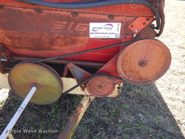 image for item DH0158 1972 Sperry 516 manure spreader