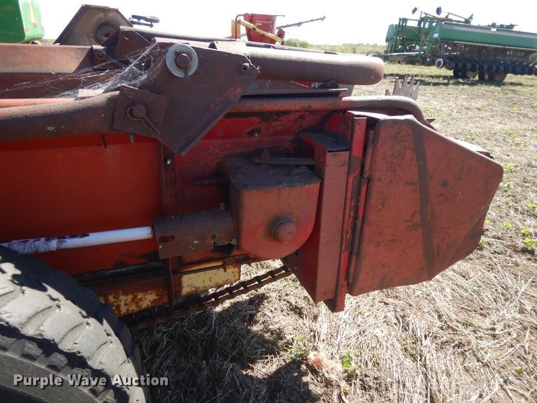 image for item DH0158 1972 Sperry 516 manure spreader
