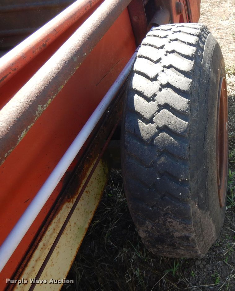 image for item DH0158 1972 Sperry 516 manure spreader