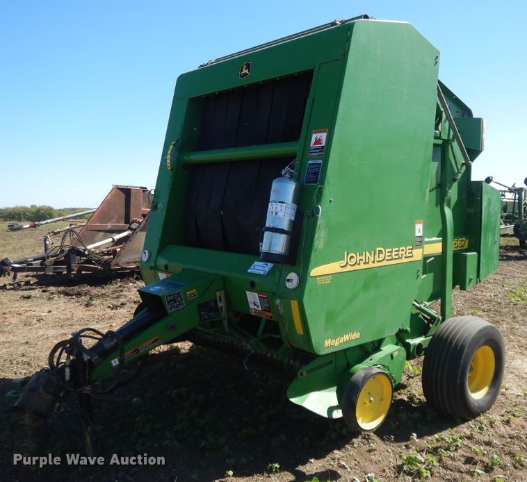 image for item DH0159 John Deere 567  MegaWide round baler