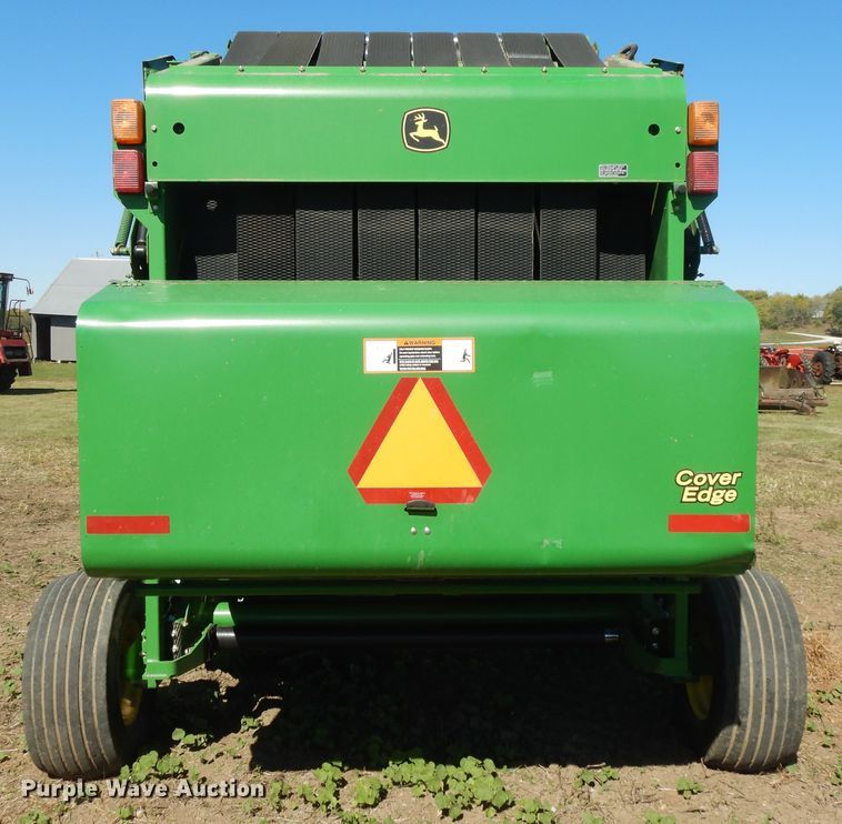 image for item DH0159 John Deere 567  MegaWide round baler