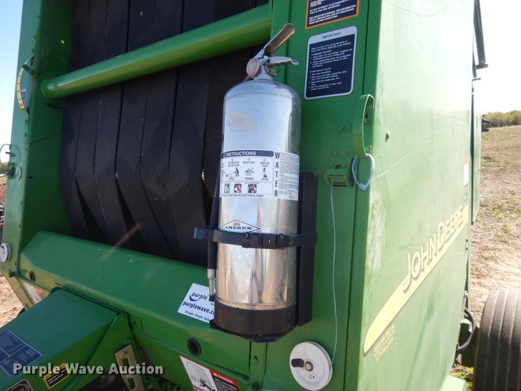 image for item DH0159 John Deere 567  MegaWide round baler