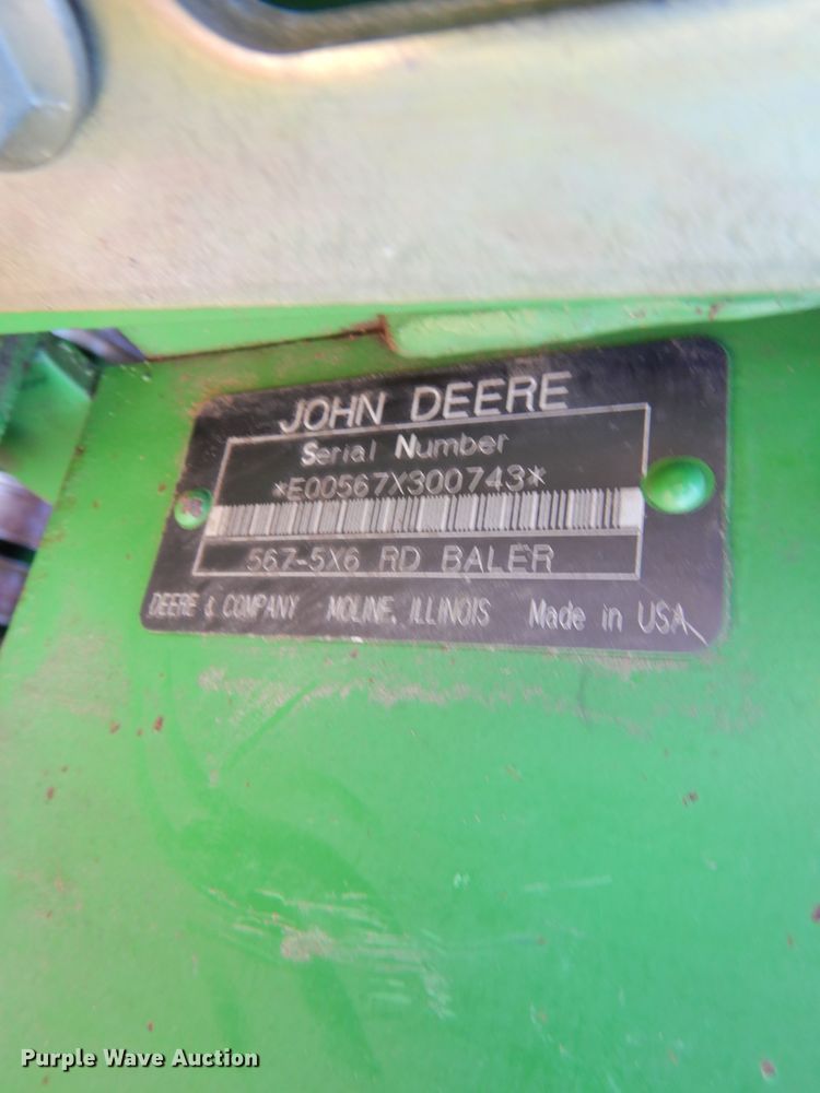 image for item DH0159 John Deere 567  MegaWide round baler