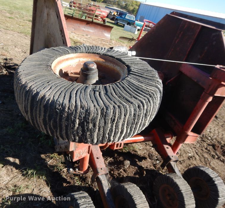 image for item DH0160 Bush Hog batwing rotary mower