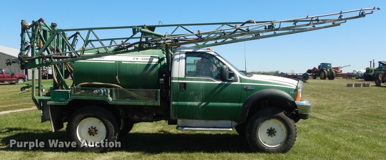 image for item DH0161 1999 Ford F350 Super Duty applicator truck