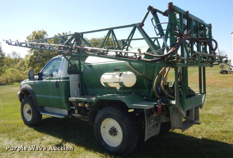 image for item DH0161 1999 Ford F350 Super Duty applicator truck