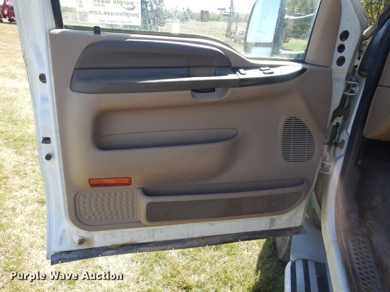 image for item DH0161 1999 Ford F350 Super Duty applicator truck