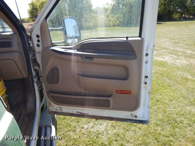 image for item DH0161 1999 Ford F350 Super Duty applicator truck