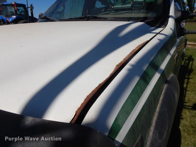 image for item DH0161 1999 Ford F350 Super Duty applicator truck