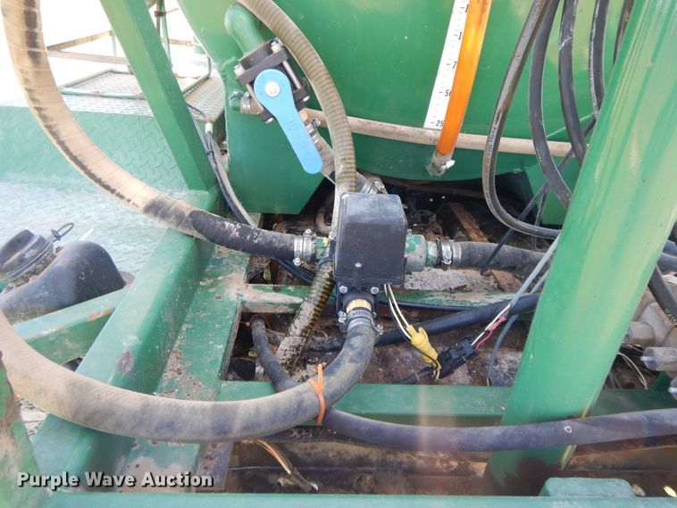 image for item DH0161 1999 Ford F350 Super Duty applicator truck