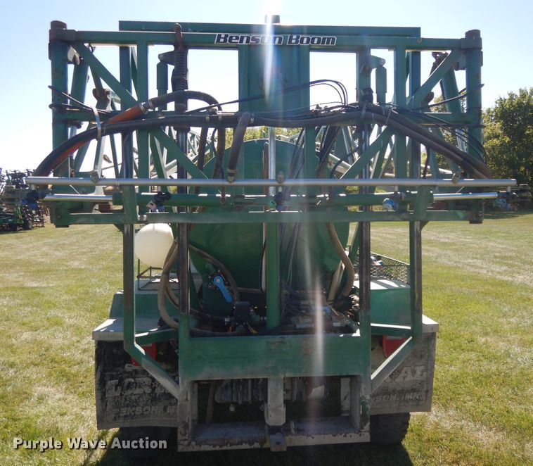 image for item DH0161 1999 Ford F350 Super Duty applicator truck