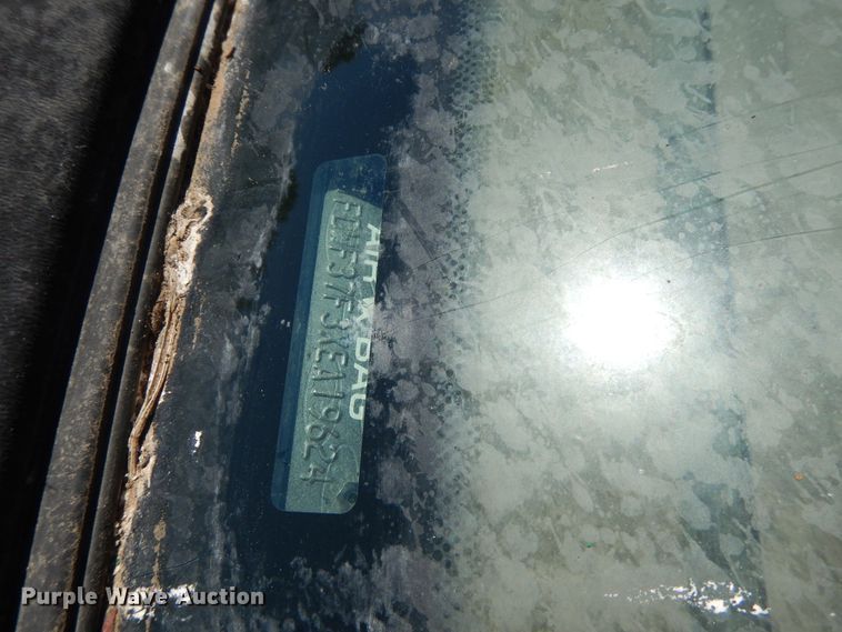 image for item DH0161 1999 Ford F350 Super Duty applicator truck