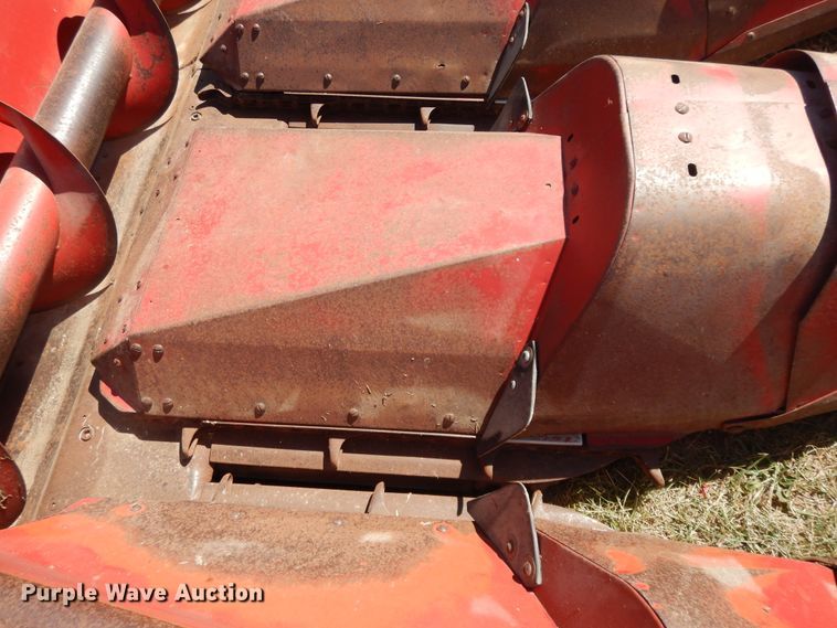 image for item DH0162 Case 1083 corn head