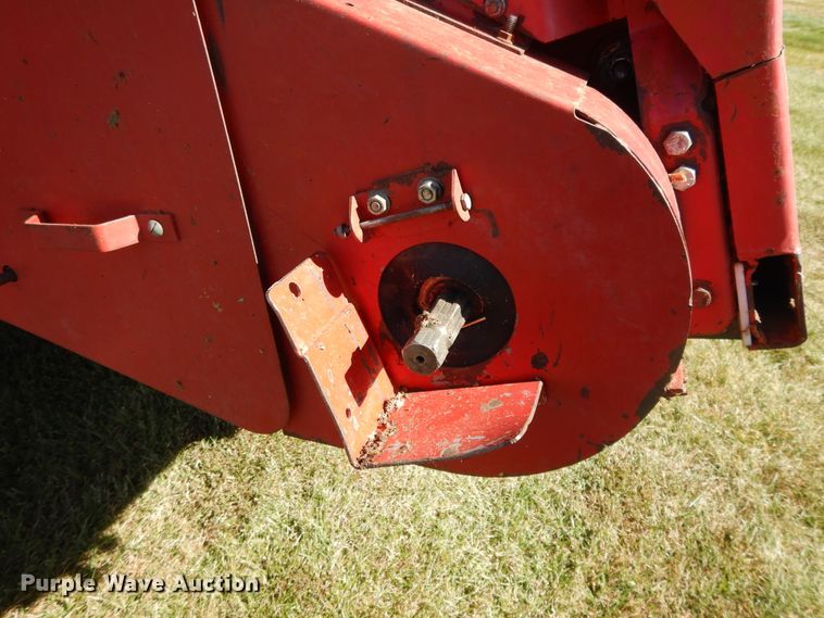 image for item DH0164 1998 Case IH 2388 combine