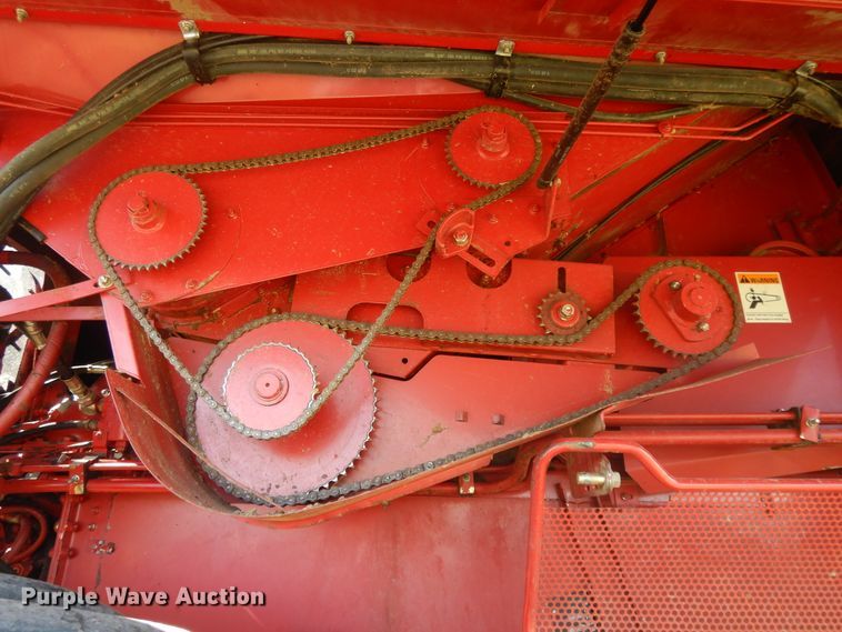 image for item DH0164 1998 Case IH 2388 combine