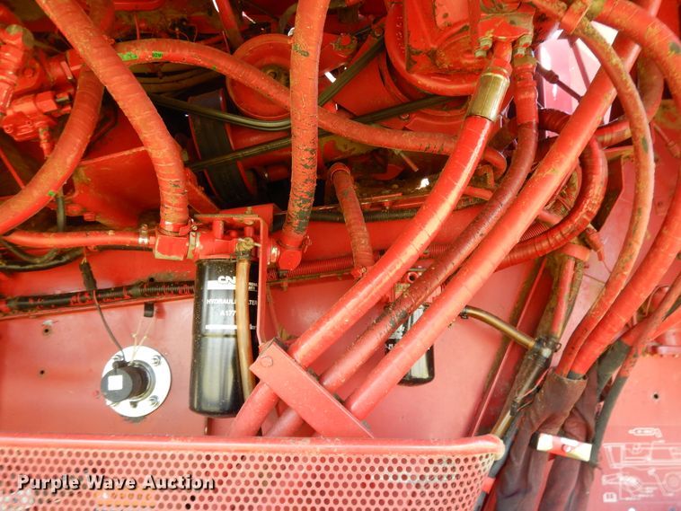 image for item DH0164 1998 Case IH 2388 combine