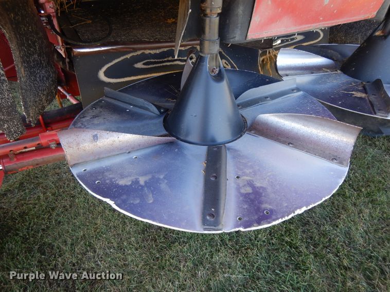 image for item DH0164 1998 Case IH 2388 combine