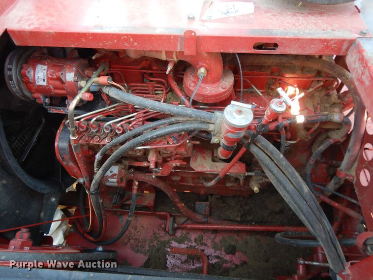 image for item DH0164 1998 Case IH 2388 combine