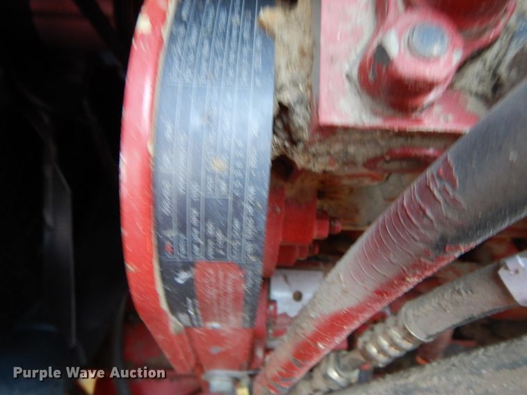 image for item DH0164 1998 Case IH 2388 combine