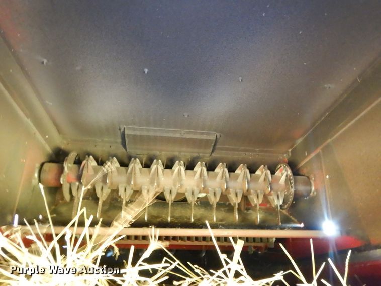 image for item DH0164 1998 Case IH 2388 combine