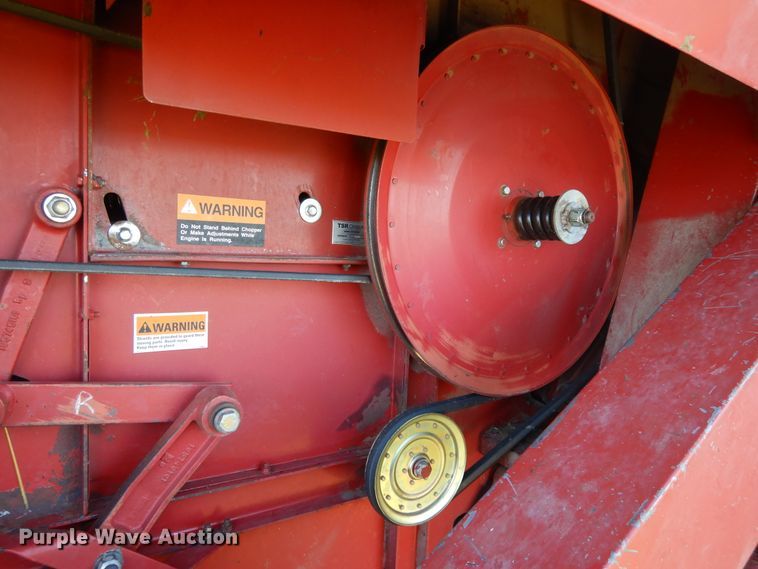 image for item DH0164 1998 Case IH 2388 combine