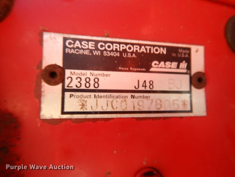 image for item DH0164 1998 Case IH 2388 combine