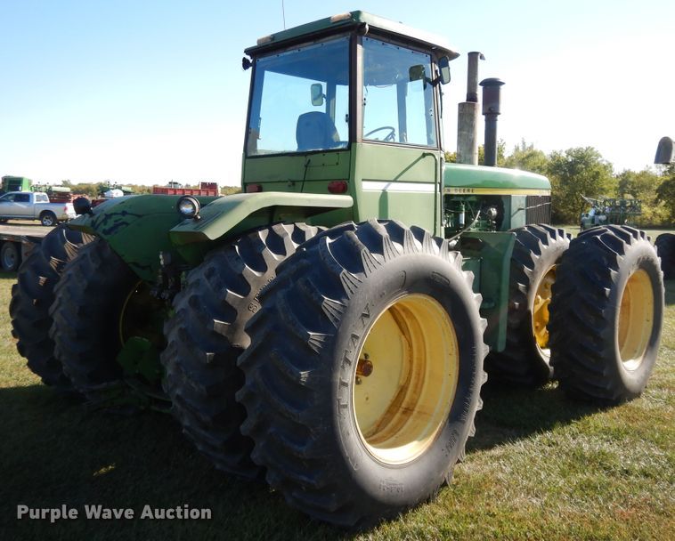 image for item DH0165 1978 John Deere 8630  4WD tractor