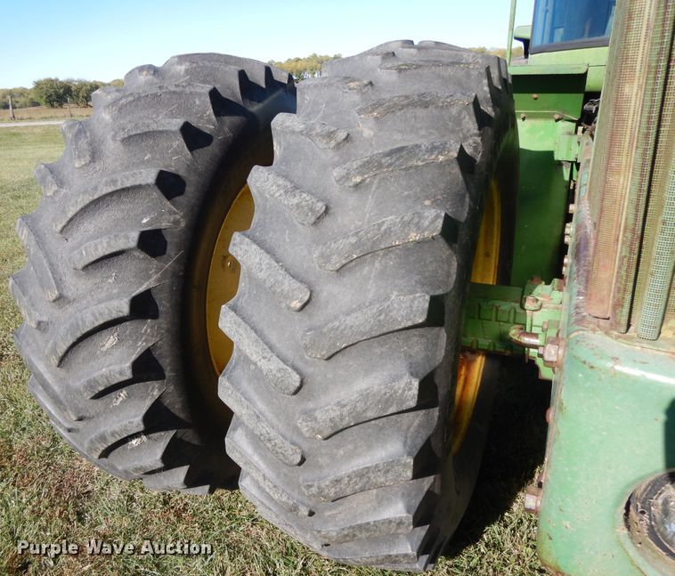 image for item DH0165 1978 John Deere 8630  4WD tractor