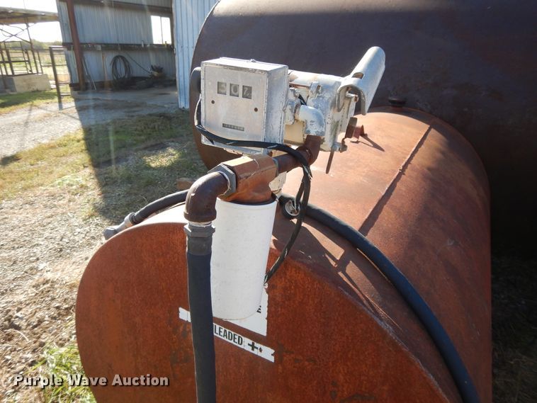 image for item DH0166 (3) fuel tanks