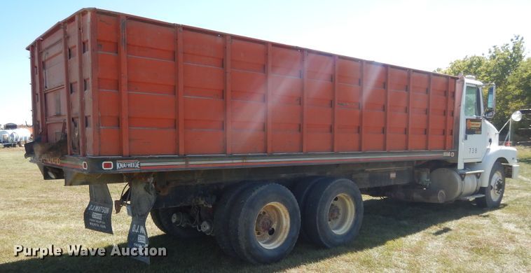 image for item DH0167 1990 Volvo  grain truck