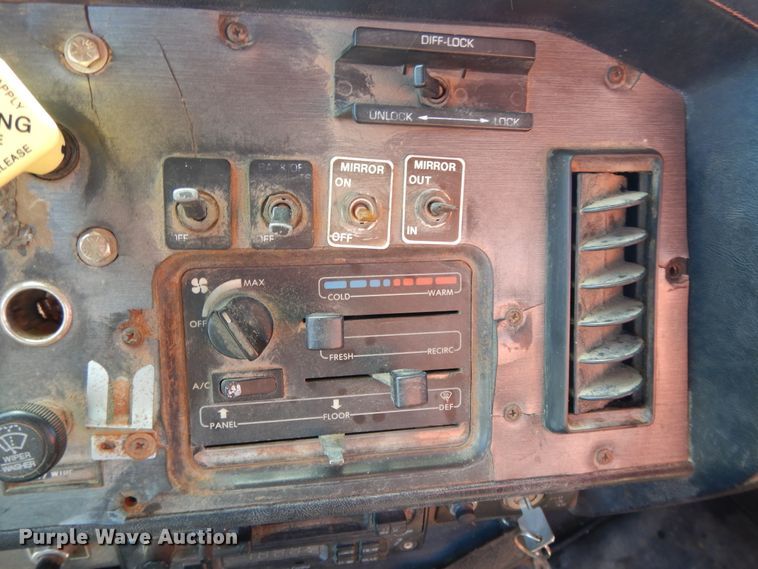 image for item DH0167 1990 Volvo  grain truck