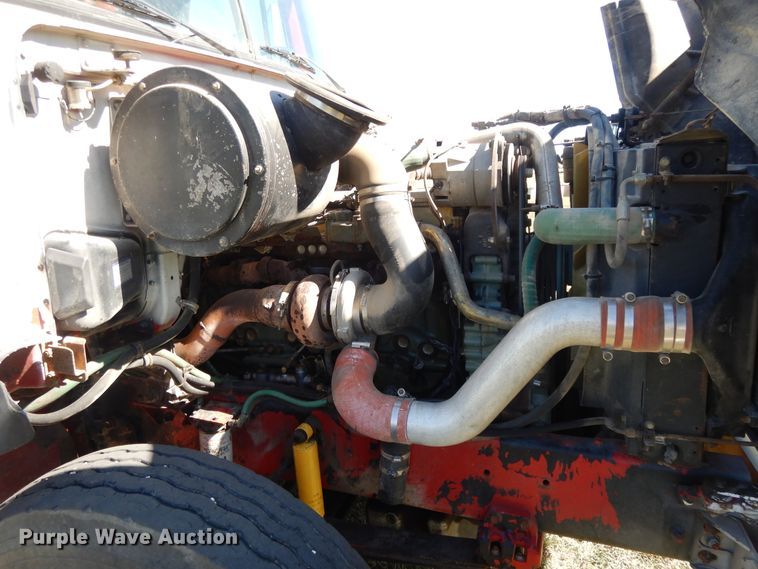 image for item DH0167 1990 Volvo  grain truck