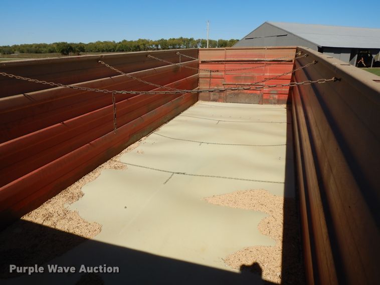 image for item DH0167 1990 Volvo  grain truck