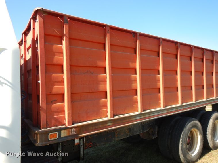 image for item DH0167 1990 Volvo  grain truck