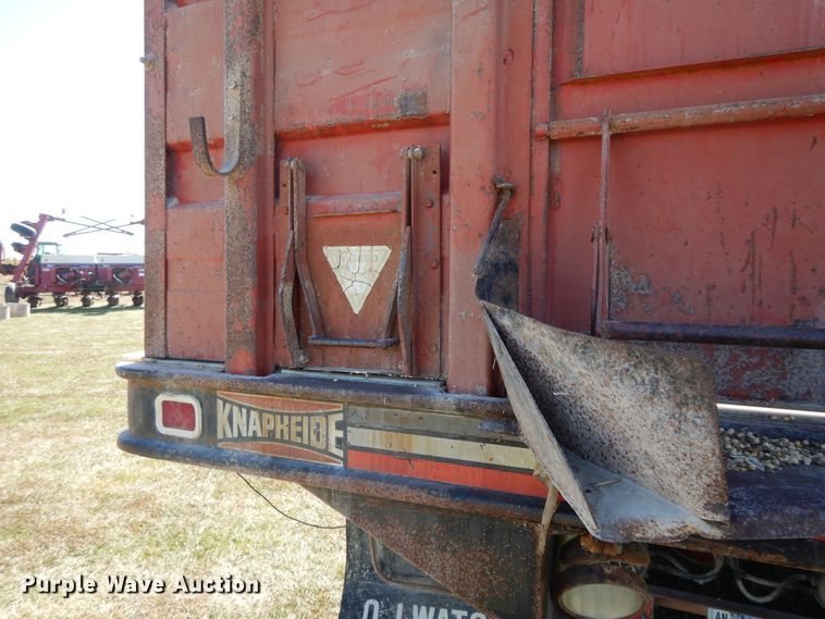 image for item DH0167 1990 Volvo  grain truck