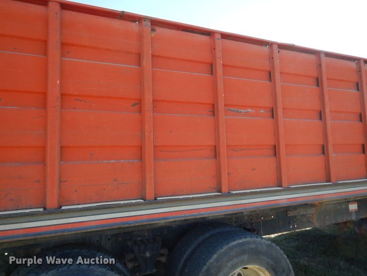 image for item DH0167 1990 Volvo  grain truck