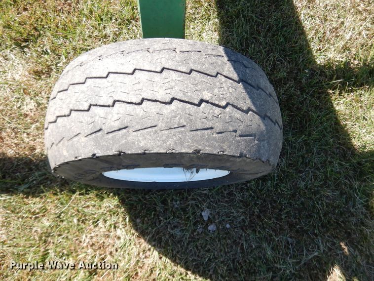 image for item DH0168 Unverferth HT25 header trailer