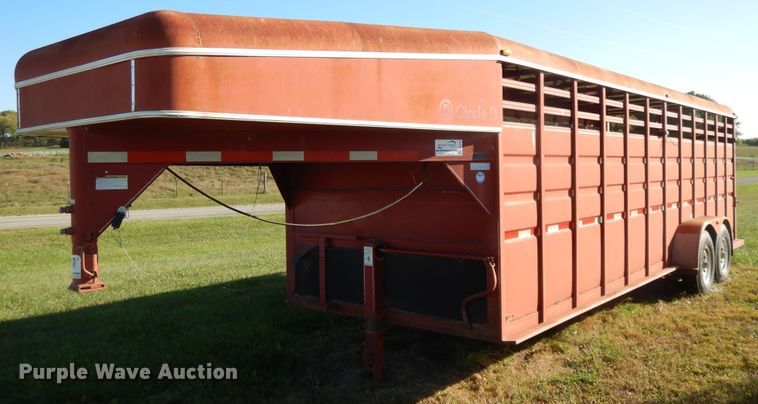 image for item DH0169 2005 Circle D livestock trailer