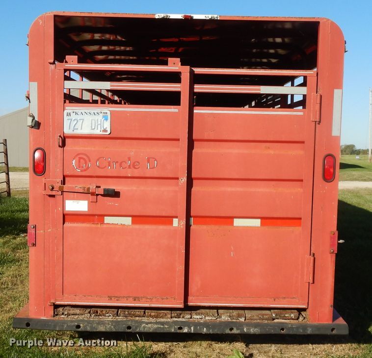 image for item DH0169 2005 Circle D livestock trailer