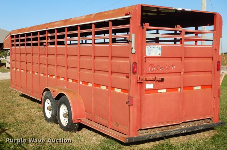 image for item DH0169 2005 Circle D livestock trailer